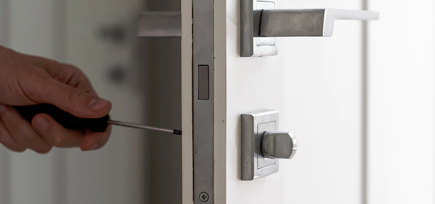 Key Programming Locksmith Open Now in Isla Vista, California